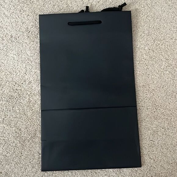 GUCCI BLACK SHOPPING BAG - Picture 3 of 3